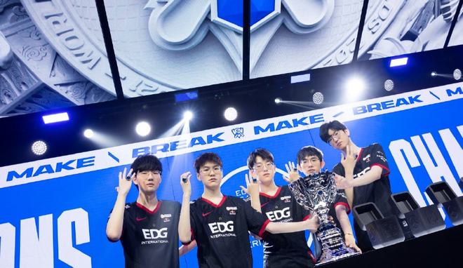 和战术布局 和战术布局