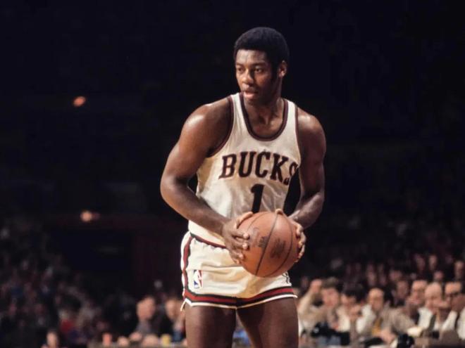 中反复强调 中反复强调