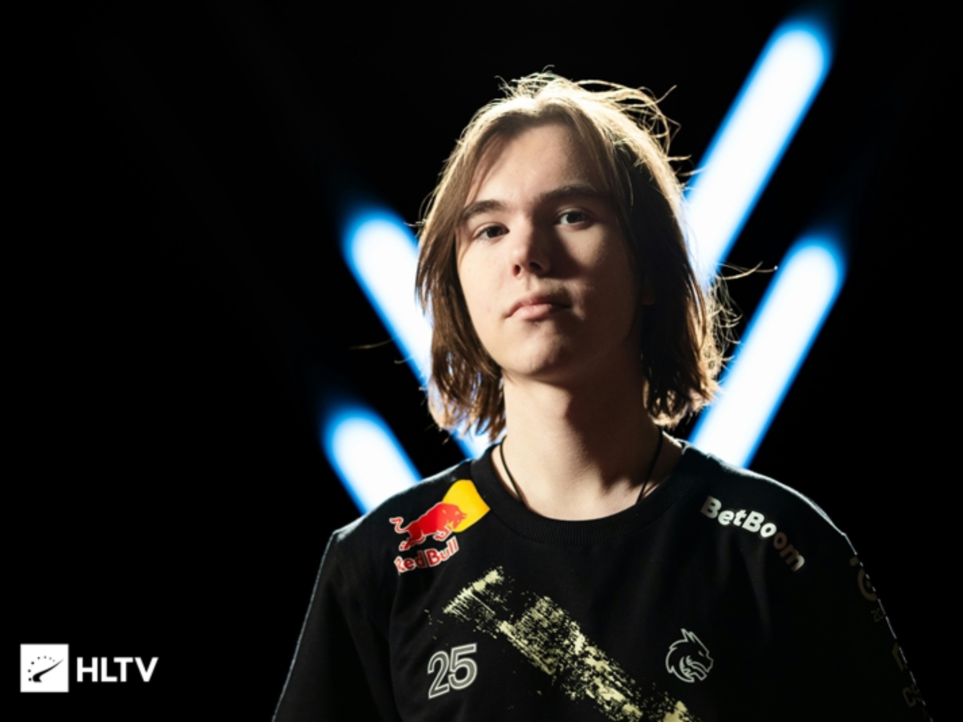 应避免伸手 应避免伸手