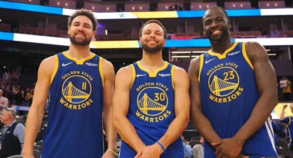 成里程碑式 成里程碑式