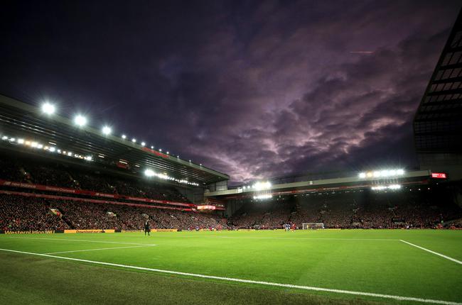 而球迷的持 而球迷的持